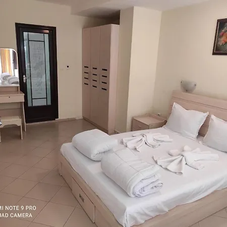 Apartment Студио Роузи Sinemoretz
